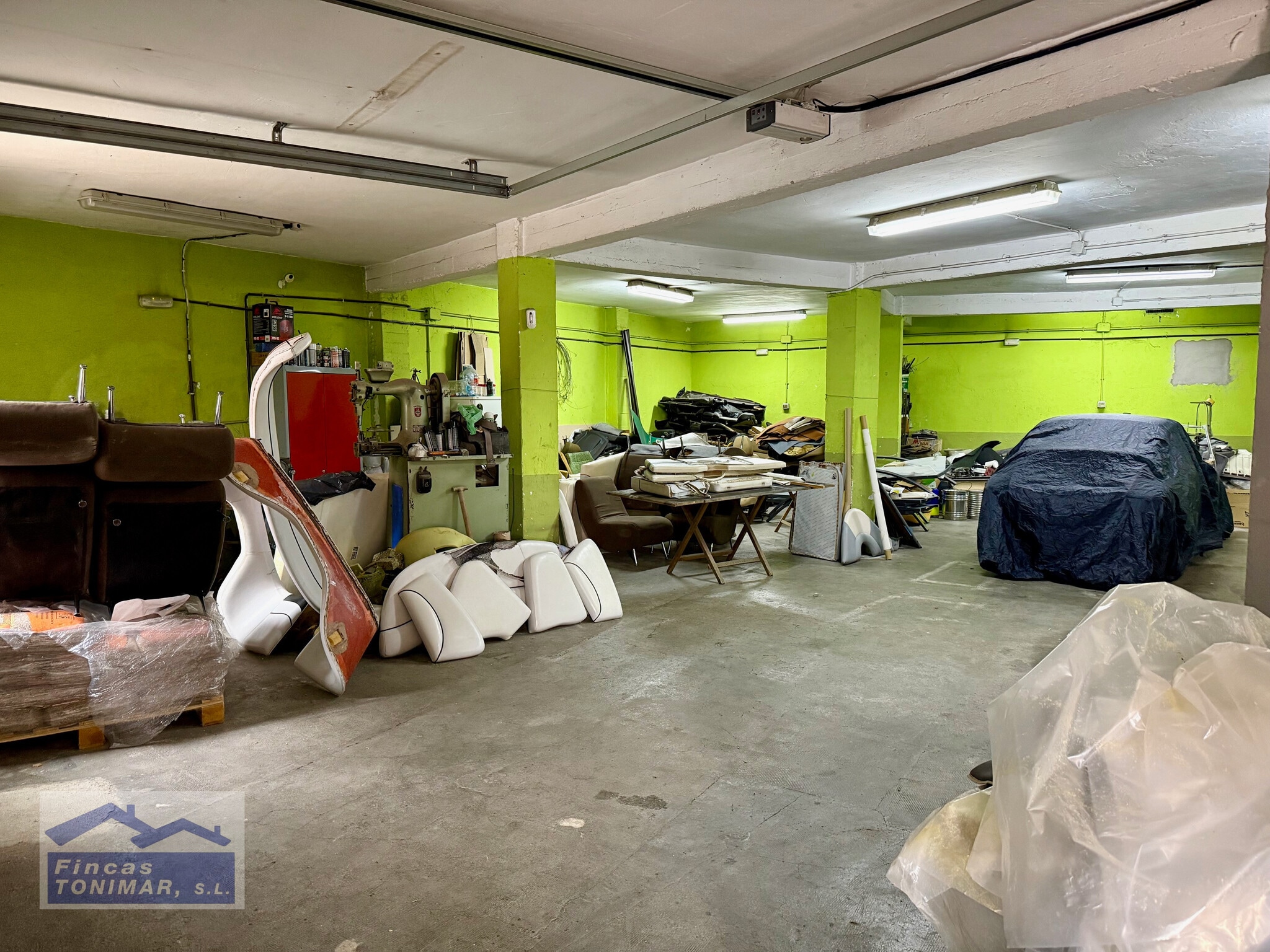 Calle de los Charcones, 5, Navalcarnero, Madrid for sale Primary Photo- Image 1 of 9