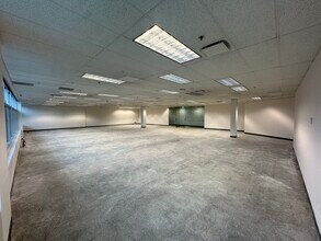 4600 Jacombs Rd, Richmond, BC for lease Interior Photo- Image 2 of 3