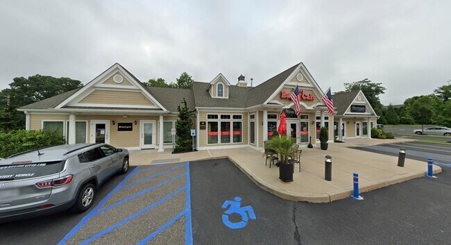 More details for 117 Terry Rd, Smithtown, NY - Retail for Sale