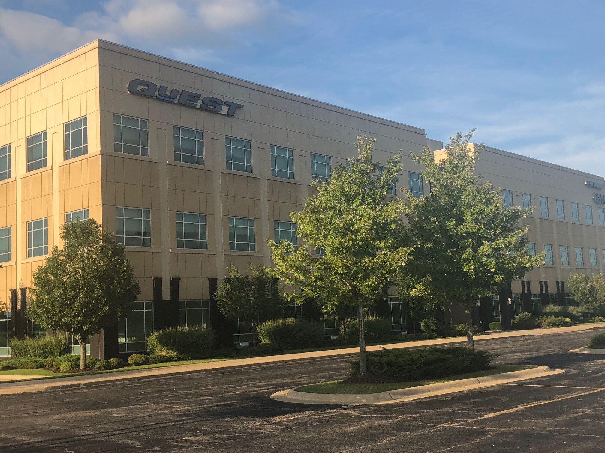 1252 Bell Valley Rd, Rockford, IL à louer Photo du bâtiment- Image 1 de 10