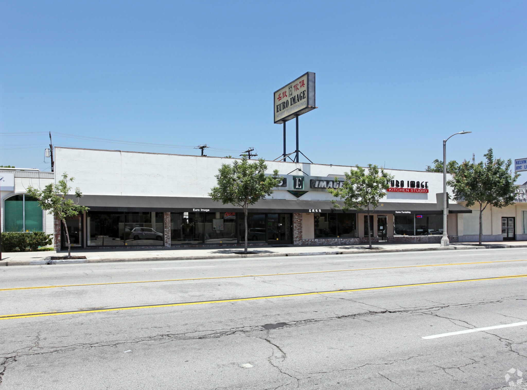 607 W Las Tunas Dr, San Gabriel, CA for lease Primary Photo- Image 1 of 9