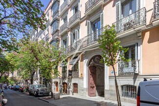 Plus de détails pour Calle del Almirante, 9, Madrid - Multi-résidentiel à vendre