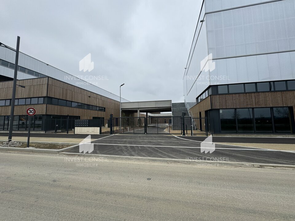 212325 Rue Du Sausset, Tremblay-en-France for lease Building Photo- Image 1 of 15