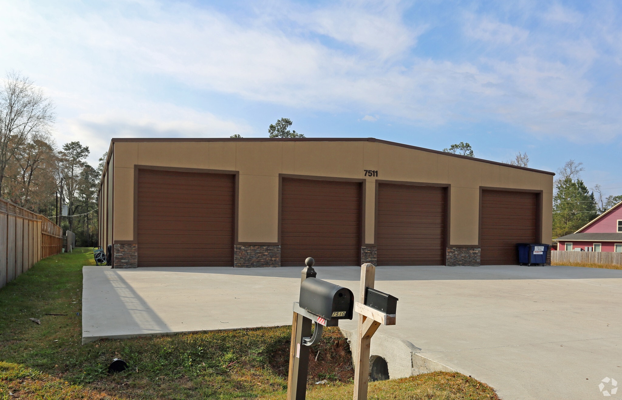 7511 Oak Bluff Dr, Magnolia, TX for sale Primary Photo- Image 1 of 37