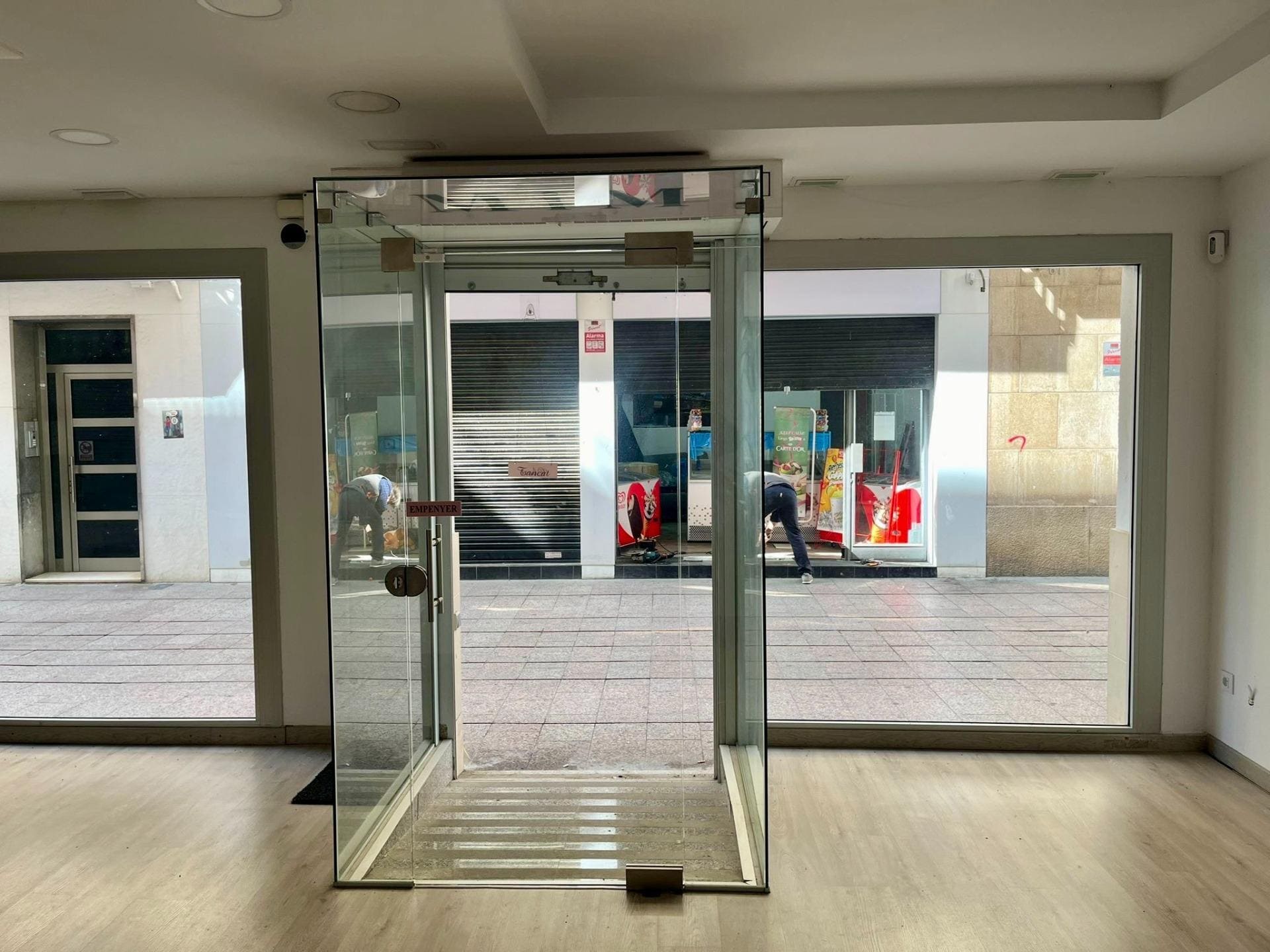 Retail in Calella, Barcelona for lease Interior Photo- Image 1 of 5