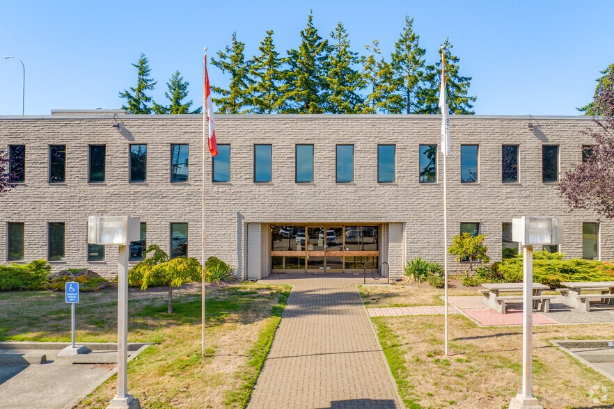 8955 Shaughnessy St, Vancouver, BC à vendre - Photo du bâtiment - Image 3 de 4