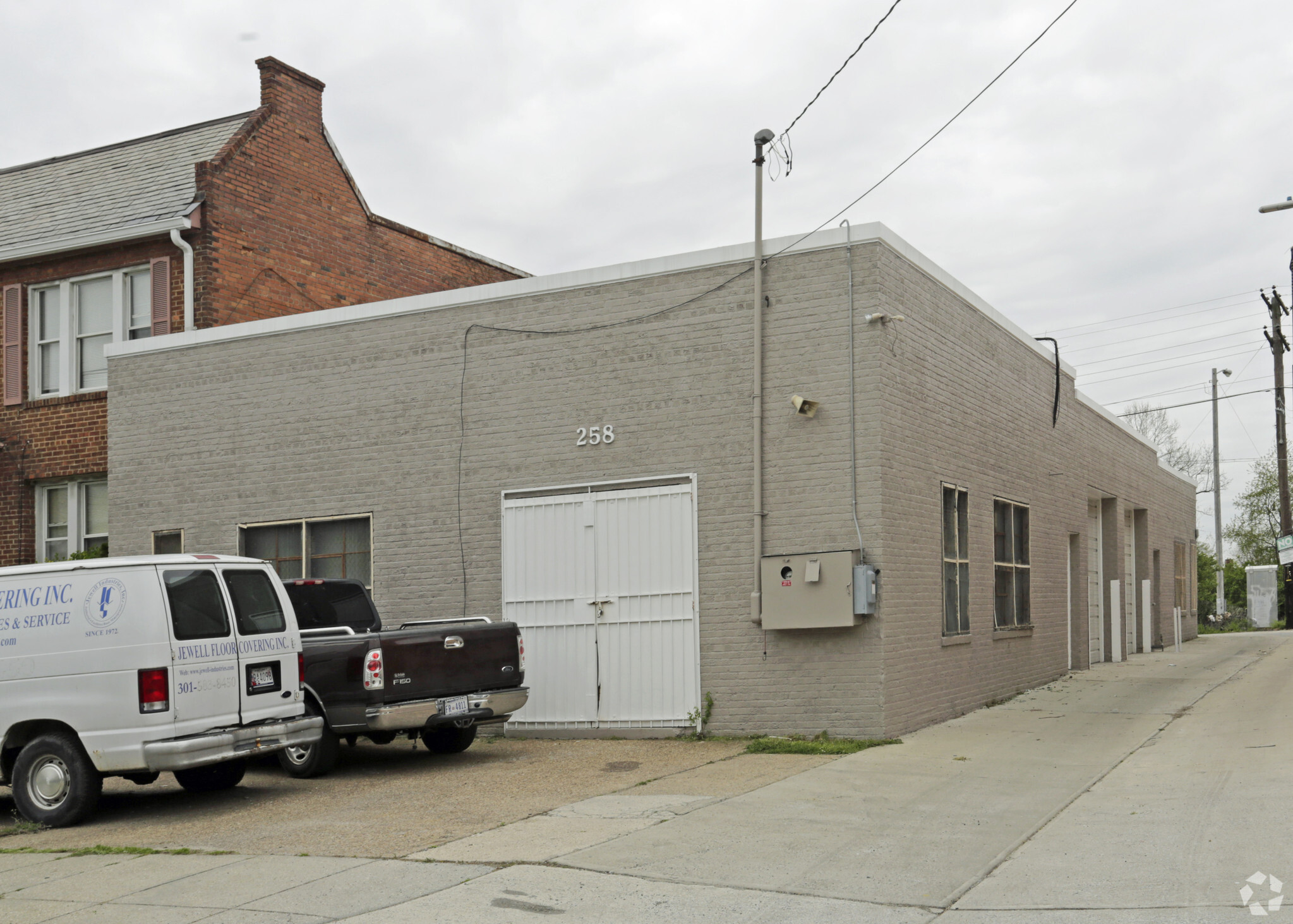 258 35th St NE, Washington, DC for lease Primary Photo- Image 1 of 4