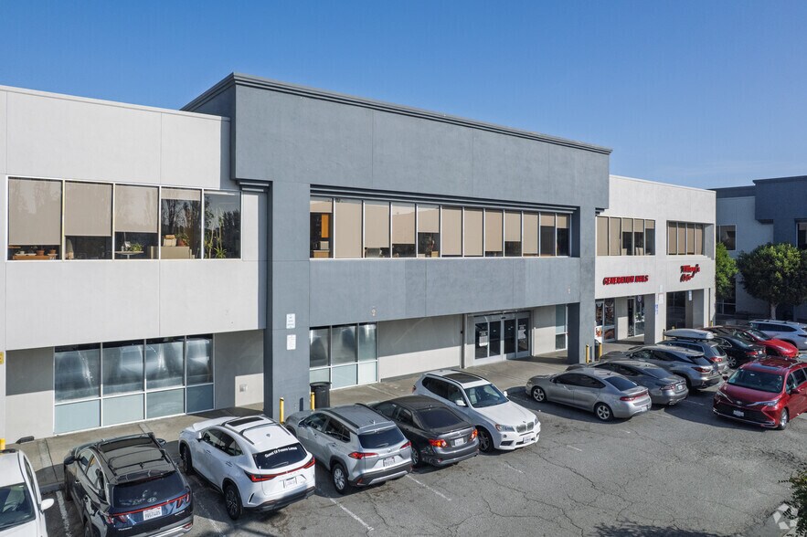 3801 3rd St, San Francisco, CA à louer - Photo du bâtiment - Image 3 de 23