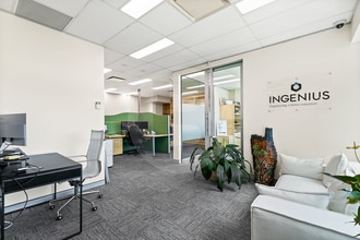 12 Century Cct, Norwest à louer Photo intérieure- Image 1 de 5