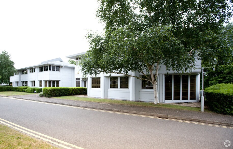 The Pavilions, Ruscombe Business Park, Knowl Hill à louer - Photo du bâtiment - Image 1 de 3