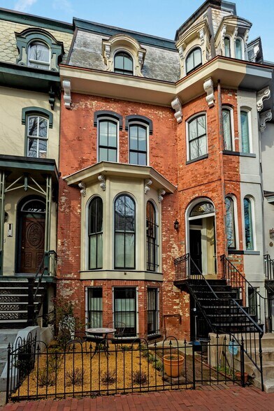 1317 Corcoran St NW, Washington, DC à vendre - Photo principale - Image 1 de 46