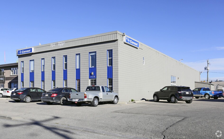 236 40th Ave NE, Calgary, AB for sale - Primary Photo - Image 1 of 1