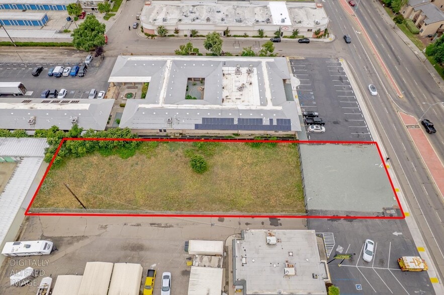 4239 Pacific ave, Stockton, CA for sale - Building Photo - Image 1 of 22
