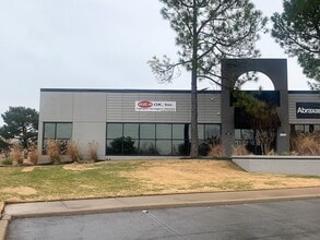 1913 W Tacoma St, Broken Arrow, OK for lease Building Photo- Image 1 of 16