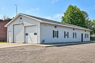 Plus de détails pour 316 S Highway Ave, Blooming Prairie, MN - Flex à vendre