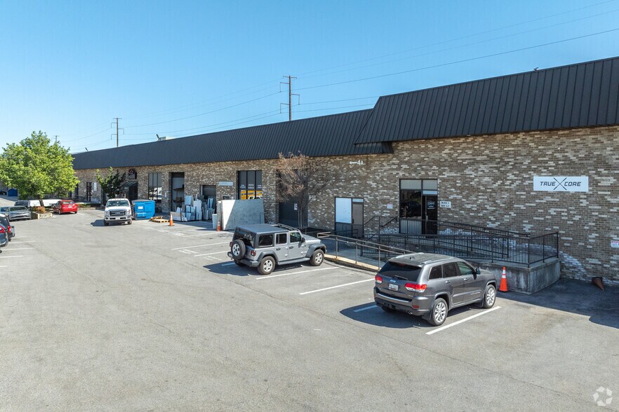 1981 Moreland Pky, Annapolis, MD à louer - Photo du bâtiment - Image 2 de 5