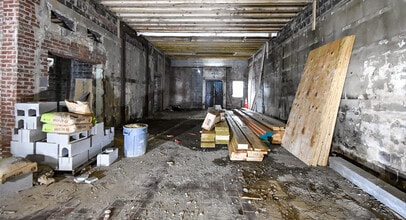 1721 Wisconsin Ave NW, Washington, DC for sale Interior Photo- Image 2 of 2