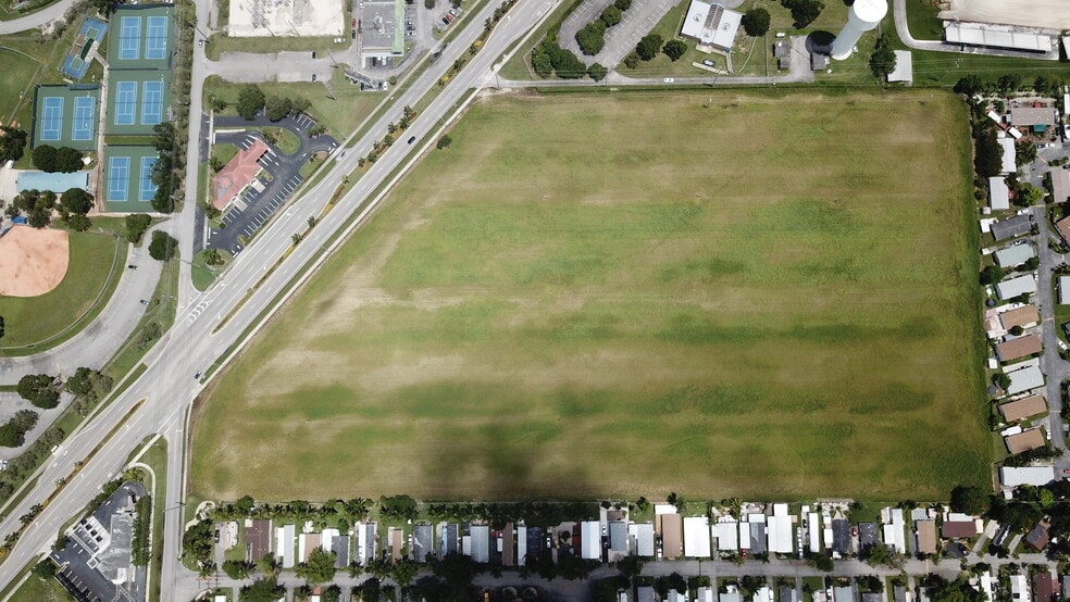 600 N Homestead Blvd, Homestead, FL for sale - Building Photo - Image 3 of 10