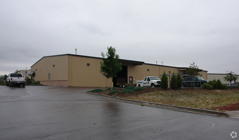 2065 Aeroplaza Dr, Colorado Springs, CO for sale - Building Photo - Image 3 of 6