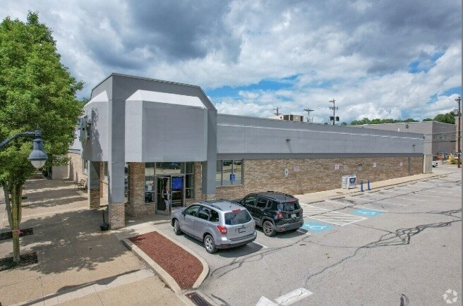 813 3rd Ave, New Brighton, PA à vendre Photo du bâtiment- Image 1 de 10