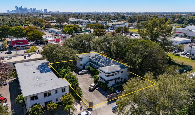 More details for 648 NE 80th St, Miami, FL - Multifamily for Sale