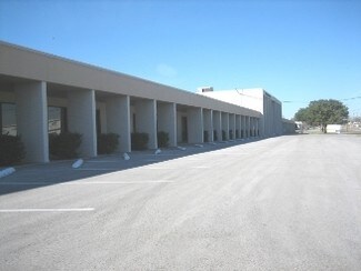 More details for 2800 W Kingsley Rd, Garland, TX - Industrial for Lease