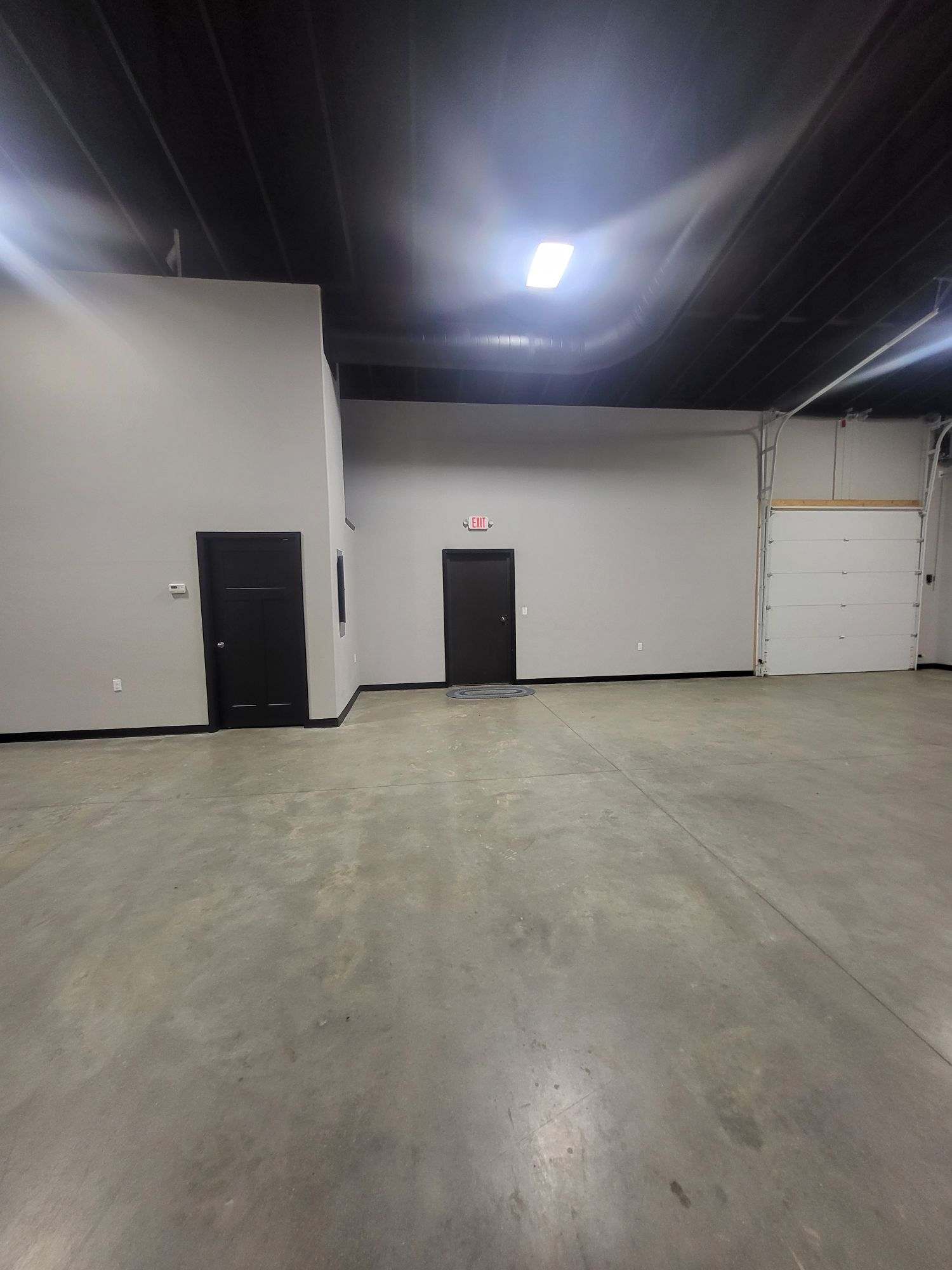 1131 Lincoln Ave SW, Huron, SD for lease Primary Photo- Image 1 of 16