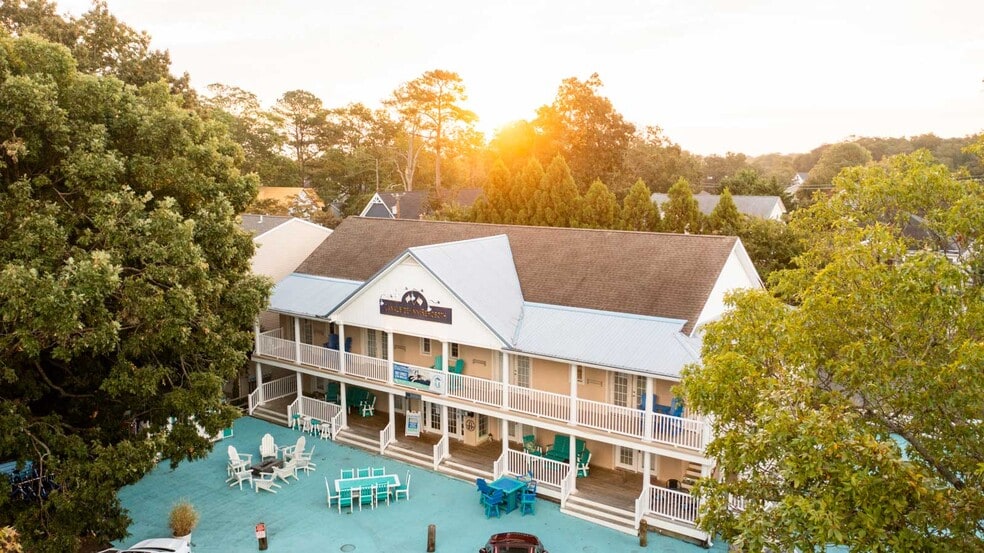 34 6th St, Rehoboth Beach, DE for sale - Building Photo - Image 1 of 47