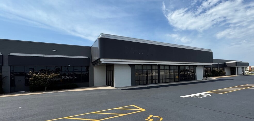1550-1570 W Battlefield St, Springfield, MO for lease - Building Photo - Image 1 of 15
