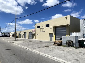 225-231 W 23rd St, Hialeah FL - Entrepôt