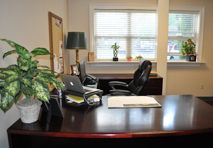 1100 Twin Stacks Dr, Dallas, PA à louer - Photo intérieure - Image 2 de 6