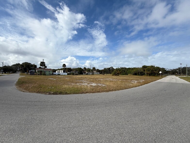 1920 Magnolia Avenue, Melbourne, FL à vendre - Photo du bâtiment - Image 3 de 6