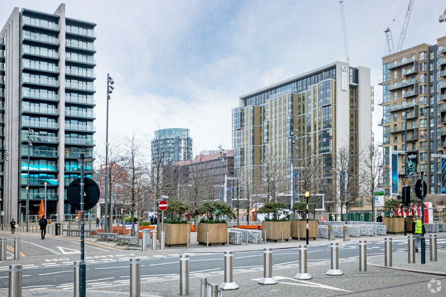 Olympic Way, Wembley à louer - Photo du bâtiment - Image 2 de 2