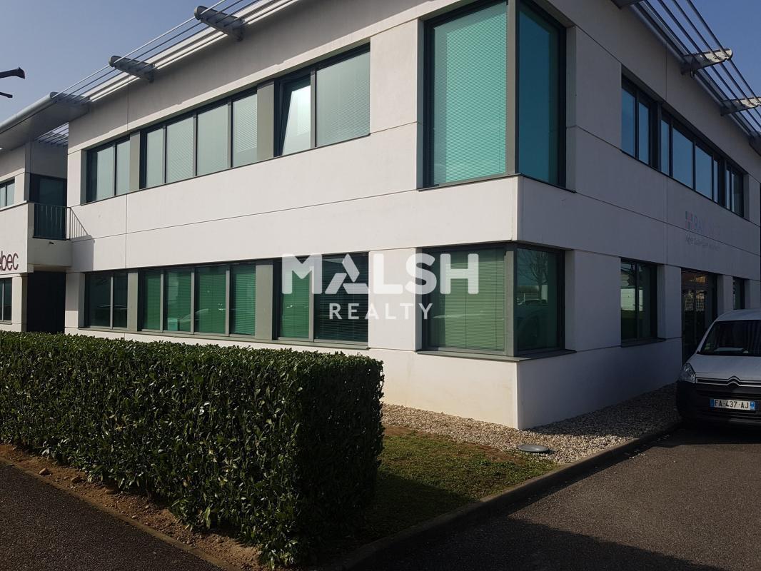 Office in Chaponnay for lease Building Photo- Image 1 of 6