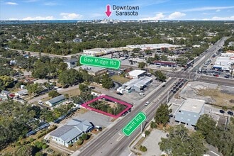 3932 Swift Rd, Sarasota, FL - AÉRIEN  Vue de la carte - Image1