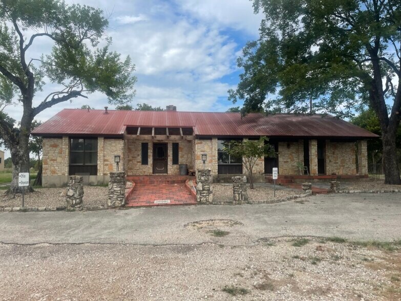 11904 Old San Antonio Rd, Manchaca, TX à louer - Photo du bâtiment - Image 2 de 12