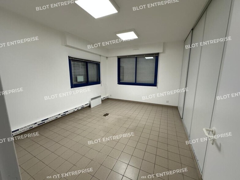 Bureau dans Lorient à vendre - Photo intérieure - Image 2 de 6