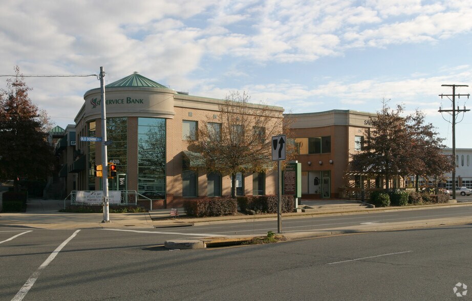 6830 Old Dominion Dr, McLean, VA à louer - Photo du bâtiment - Image 2 de 7