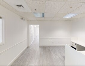 759 SW Federal Hwy, Stuart, FL à louer Numérisation 3D de Matterport- Image 1 de 10