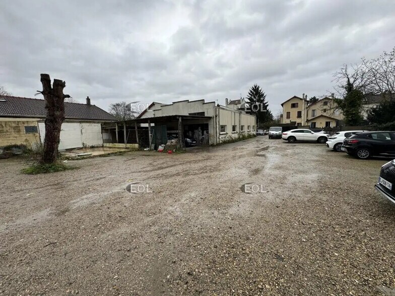 Flex in Athis-Mons for lease - Building Photo - Image 3 of 5