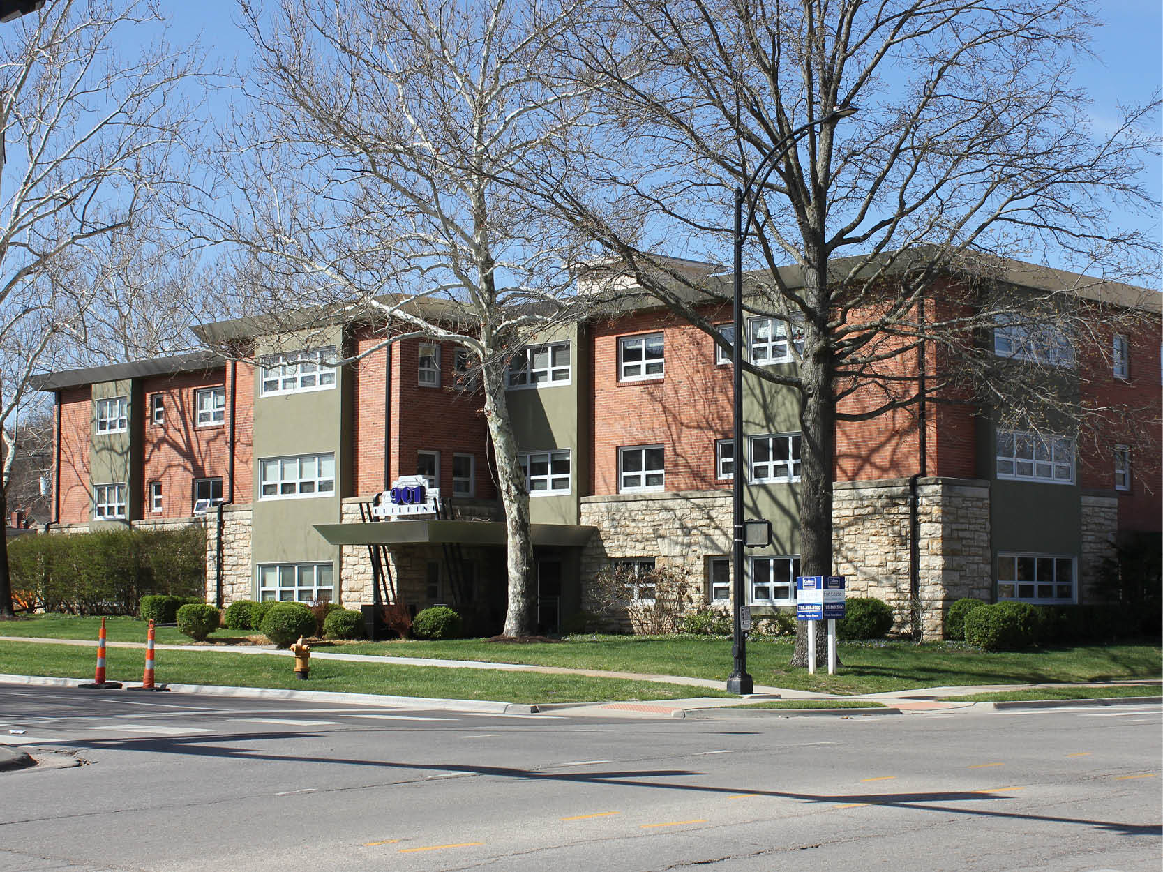 901 Kentucky St, Lawrence, KS for lease Building Photo- Image 1 of 5