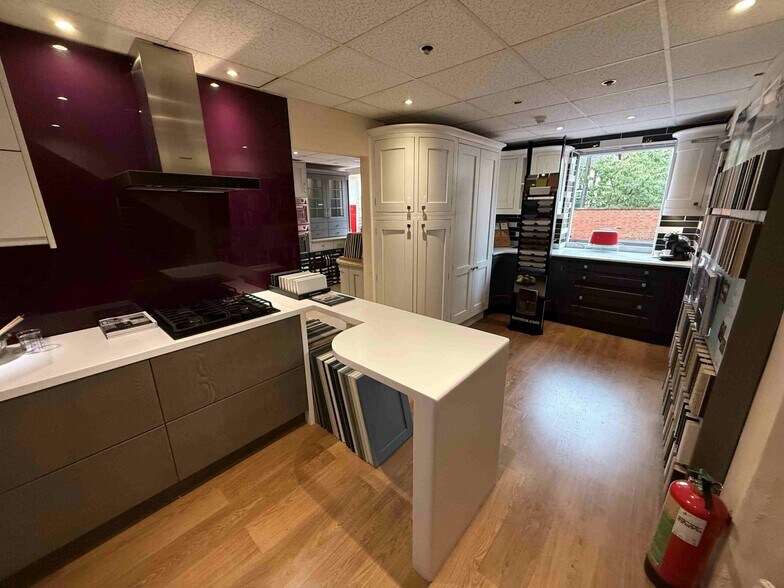 High St, Stoke On Trent à louer - Photo intérieure - Image 2 de 5