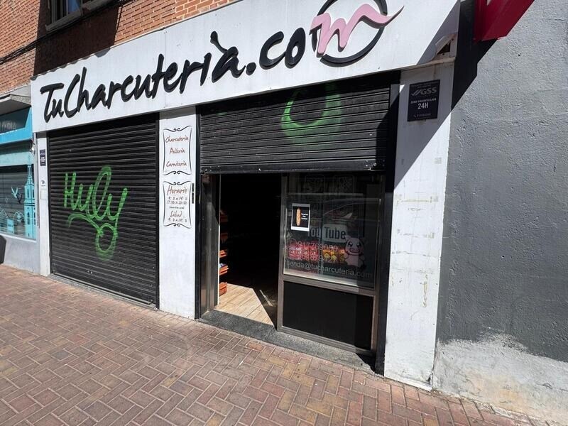 Multifamily in Madrid, Madrid for sale Primary Photo- Image 1 of 3