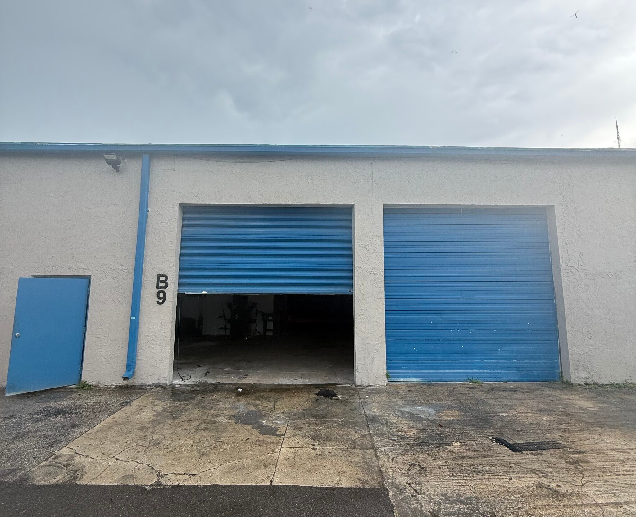 4711 W Hallandale Beach Blvd, Hollywood, FL à vendre Photo du bâtiment- Image 1 de 1