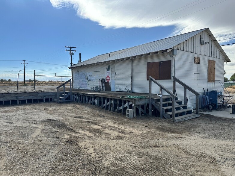 3301 E Avenue I, Lancaster, CA for sale - Building Photo - Image 3 of 9