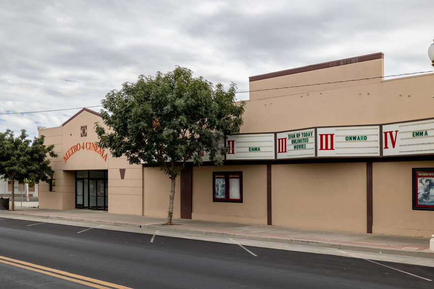 123 E 7th St, Hanford, CA à vendre - Photo du b timent - Image 1 de 23