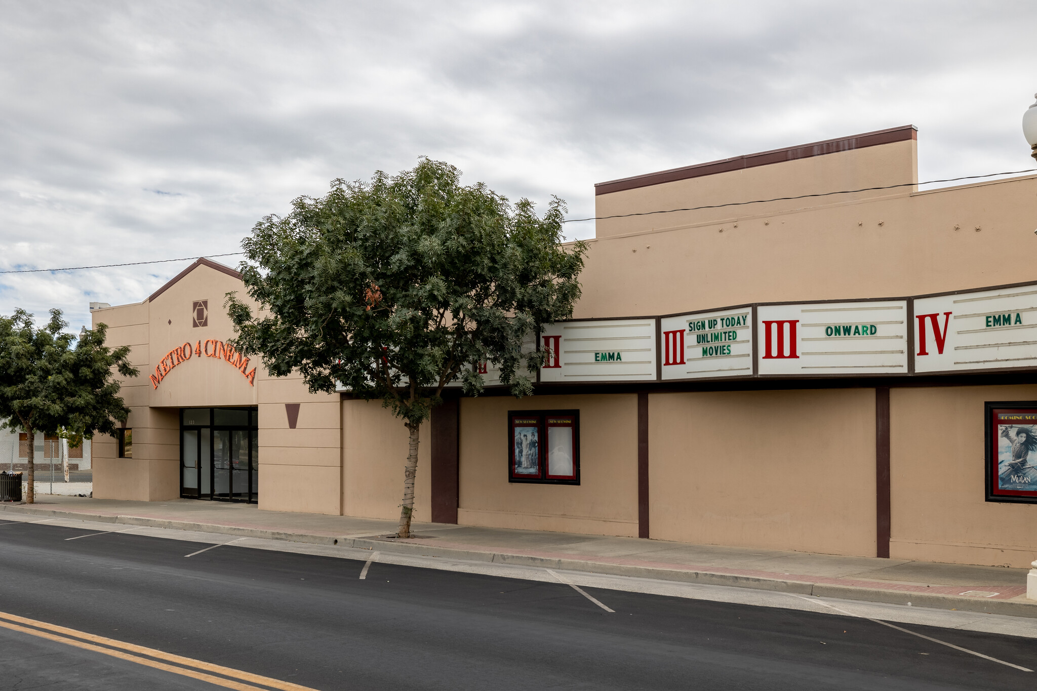 123 E 7th St, Hanford, CA for sale Building Photo- Image 1 of 24