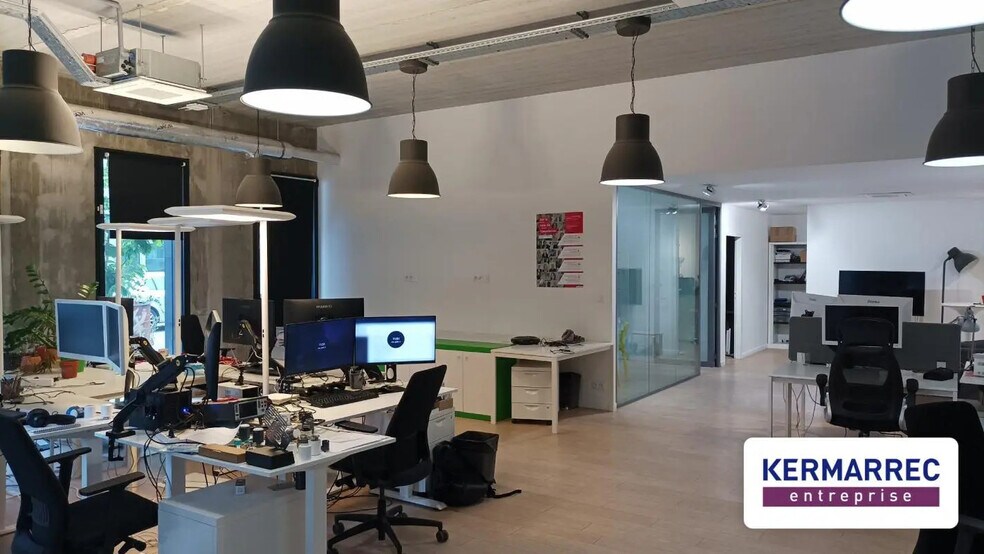 Bureau dans Nantes à louer - Photo du bâtiment - Image 2 de 13