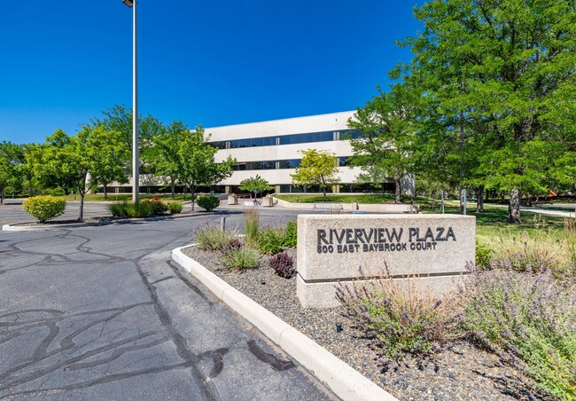 Plus de détails pour 500 E Baybrook Ct, Boise, ID - Bureau à louer