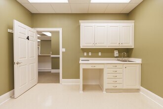 247 Northside Dr, Valdosta, GA for lease Interior Photo- Image 2 of 31